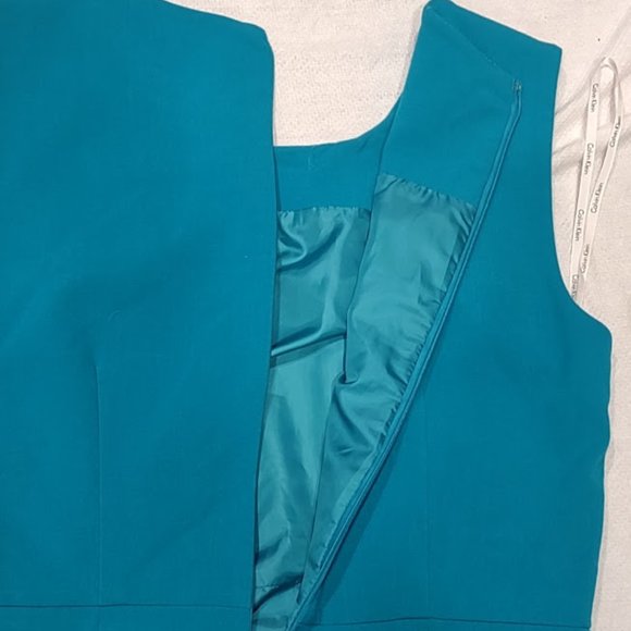 CALVIN KLEIN TEAL SLEEVELESS DRESS, PLEATED NECKLINE, OVERLAPPING SKIRT PANELS 6 - Picture 6 of 11